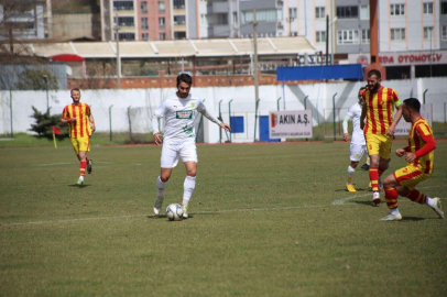 1966 EDREMİTSPOR ŞAMPİYONLUĞUNU İLAN ETTİ