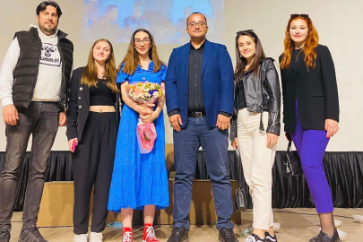 19 MAYIS ORATORYOSU BÜYÜK ALKIŞ ALDI