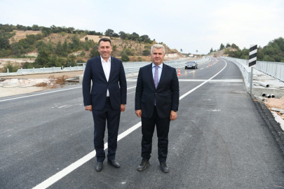 “DURSUNBEY YOLU NAİPLER VİYADÜĞÜ KULLANIMA AÇILDI”