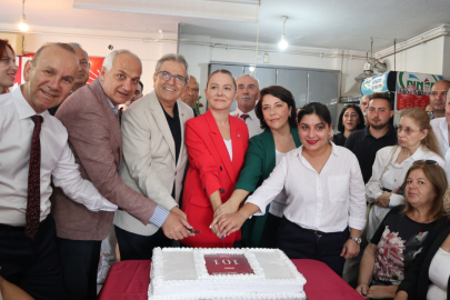 CHP’NİN 101’İNCİ YAŞI BANDIRMA’DA KUTLANDI