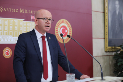 CHP’Lİ SARI: “EMEKLİ İKRAMİYESİ ASGARİ ÜCRET KADAR OLMALI”