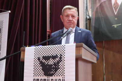 BANDIRMA ADD: “KEMALİZM’İN NAMUS SESİNİ SİS ÇANI GİBİ ASIYORUZ”