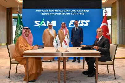 FNSS Suudi Arabistan’da 8x8 Zırhlı Üretimi İçin Anlaşmaya İmza Attı
