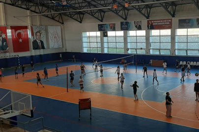 ERDEK’TE YAZ SPOR KURSLARINA YOĞUN İLGİ