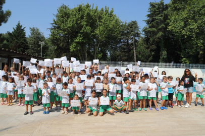 GÖNENLİ MİNİKLER YÜZME KURSUNUN BİRİNCİ ETABINI TAMAMLADI