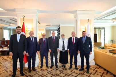 BALIKESİR’İN DÖRT BİR YANINA YENİ SPOR ALANLARI KAZANDIRILIYOR