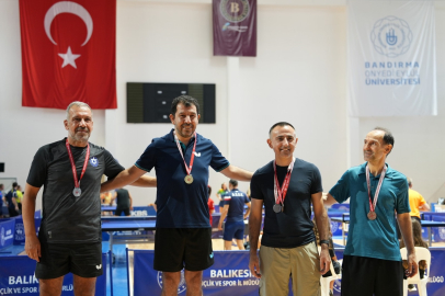 ULUSLARARASI VETERAN SPORCULAR BANÜ’DE BULUŞTU