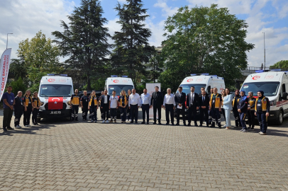 BANDIRMA, BURHANİYE VE ALTIEYLÜL’E 2025 MODEL AMBULANSLAR TESLİM EDİLDİ