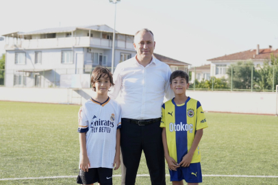 ÖZALP, SUSURLUK’TA GENÇ SPORCULARLA BULUŞTU