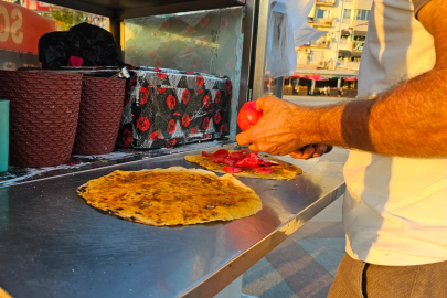 SOKAK LAHMACUNUNUN FİYATI GÜNDEM OLDU