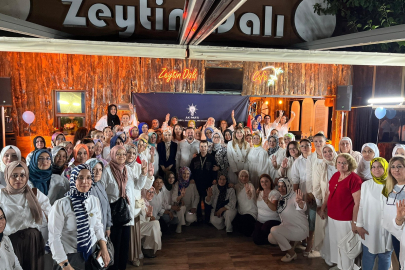 AK PARTİ KADIN KOLLARI “SÖZ KADIN’DA”DA BULUŞTU