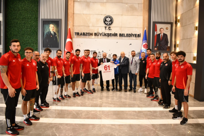 Ampute Milli Takımı'ndan Büyükşehir'e ziyaret