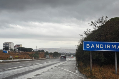 BANDIRMA’DA SABAH YAĞMURU SERİNLİK GETİRDİ