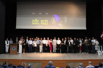 “GÖL KIZI” FİLMİ GÖNEN’DE GÖRKEMLİ GALA İLE PERDE AÇTI