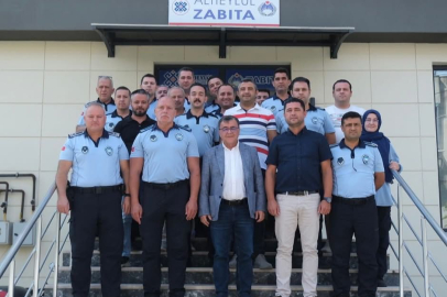 ALTIEYLÜL’DE ZABITA HAFTASI PASTAYLA KUTLANDI
