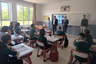 KAYMAKAM TOPUZ YENİ EĞİTİM YILINDA MANYASLI ÖĞRENCİLERLE BULUŞTU