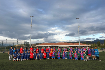KEPSUT VE BALIKESİR’İN KURTULUŞU FUTBOLLA KUTLANDI