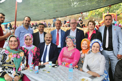İVRİNDİ’DE PANAYIR COŞKUYLA DEVAM EDİYOR