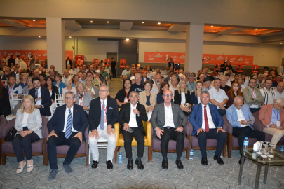 CHP BANDIRMA’DA MEHMET ATAK YENİDEN BAŞKAN