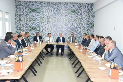 DURSUNBEY’DE EĞİTİMDE YENİ YAKLAŞIMLAR DEĞERLENDİRİLDİ