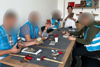 BALIKESİR’DE HÜKÜMLÜLER FİLOGRAFİYLE YENİ HOBİ EDİNİYOR