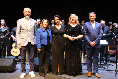 YEŞİLÇAM ŞARKILARIYLA ALTIEYLÜL’DE NOSTALJİ RÜZGÂRI