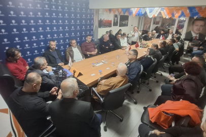 AK PARTİ’DEN BANDIRMA SUNULLAH’TA YÖNETİM TOPLANTISI