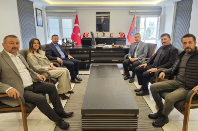 BAŞKAN AYDEMİR EDREMİT’İ DE GÖNÜLLERİ DE FETHETTİ