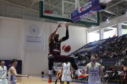 BANDIRMA BORDO, FENERBAHÇE KOLEJİ’Nİ EVİNDE 71-61’LE GEÇTİ