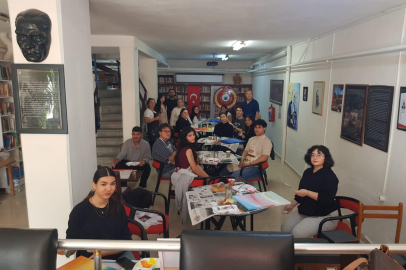 BANDIRMA’DA GENÇLER ATATÜRK VE CUMHURİYET İÇİN TUVAL BAŞINA GEÇTİ