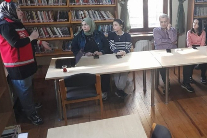 BANDIRMA’DA KÜTÜPHANE PERSONELİNE ‘KADINA YÖNELİK ŞİDDET’ EĞİTİMİ