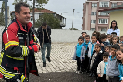 BANDIRMA’DA MİNİKLERE YANGIN GÜVENLİĞİ ÖĞRETİLDİ
