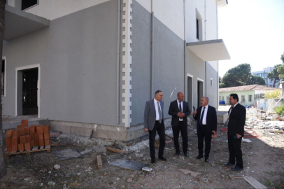 MÜDÜR DEMİR’DEN ALTINOVA’DAKİ YENİ OKUL BİNASINA İNCELEME