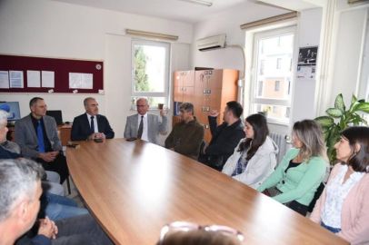 DEMİR KARESİLİ ÖĞRENCİLERE BAŞARILAR DİLEDİ