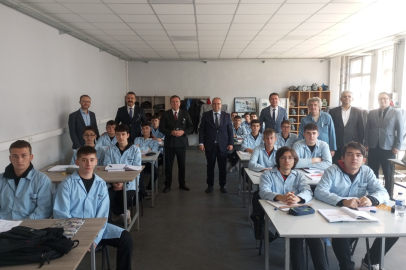 KAYMAKAM GÜLEN SUSURLUK MTAL ÖĞRENCİLERİYLE BULUŞTU