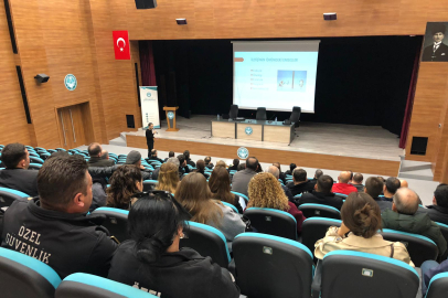 BALIKESİR’DE GÜVENLİK GÖREVLİLERİNE KAAN UYGULAMASI EĞİTİMİ