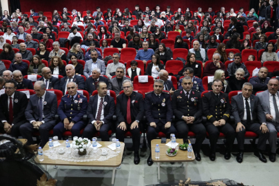 BANDIRMA’DA 10 KASIM’DA ATATÜRK SAYGI VE ÖZLEMLE ANILDI