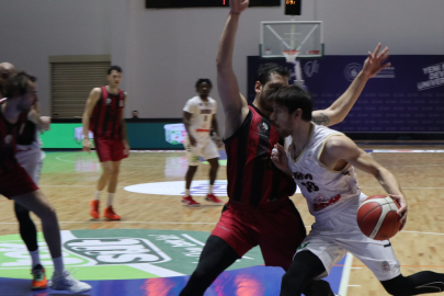 BORDO BASKETBOL, GAZİANTEP’İ FARKLI GEÇTİ