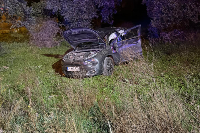 EDREMİT’TE TEK TARAFLI KAZA: 2 YARALI