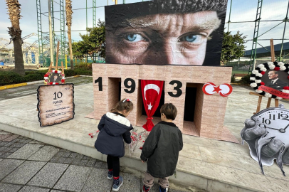 İstanbul Bakırköy 10 Kasım'da Ata'sını andı