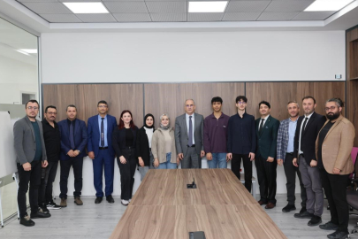 TEKNOFEST 2025 FİNALİSTLERİNE BELGELERİ TAKDİM EDİLDİ