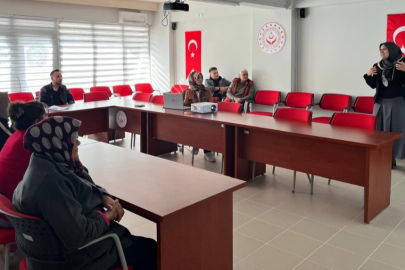 BALIKESİR’DE ÇOCUK EVLERİ PERSONELİNE MAHREMİYET EĞİTİMİ