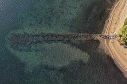 DENİZ SEVİYESİ DÜŞTÜ, BİNLERCE YILLIK TARİH ORTAYA ÇIKTI