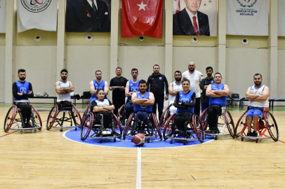 BALIKESİR’İN TEKERLEKLİ SANDALYE BASKET TAKIMINA MORAL