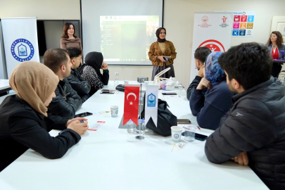 Bursa Yıldırım'da yeni çiftlere farkındalık eğitimi