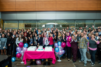 Havalimanlarında Kullanılan İlk Üretken Yapay Zeka Tabanlı Dijital Asistan Savvy 1. Yaşını Kutladı