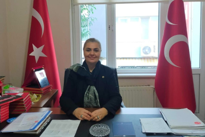 YUMUŞ: “ÖĞRETMENLER GELECEĞİMİZİN MİMARIDIR”