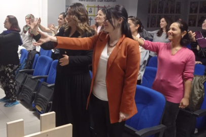 BANDIRMA’DA VELİLERE ÇOCUK GELİŞİMİ SEMİNERLERİ