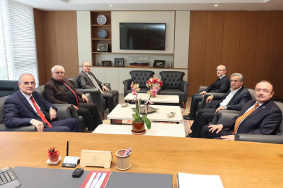 KURUCU REKTÖR' ÖZDEMİR’DEN BANÜ'YE ZİYARET