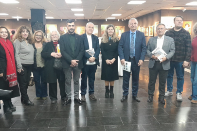 BANDIRMA’DA GÜL ÖZISLAK’TAN KARMA RESİM SERGİSİ